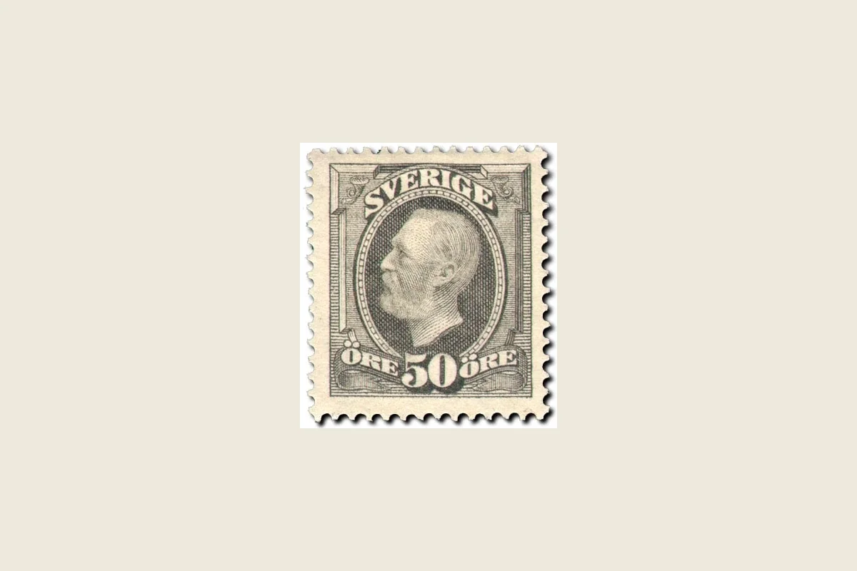 Postmuseum front scan of Swedish Oscar II 50 öre with SVERIGE and perforated edges