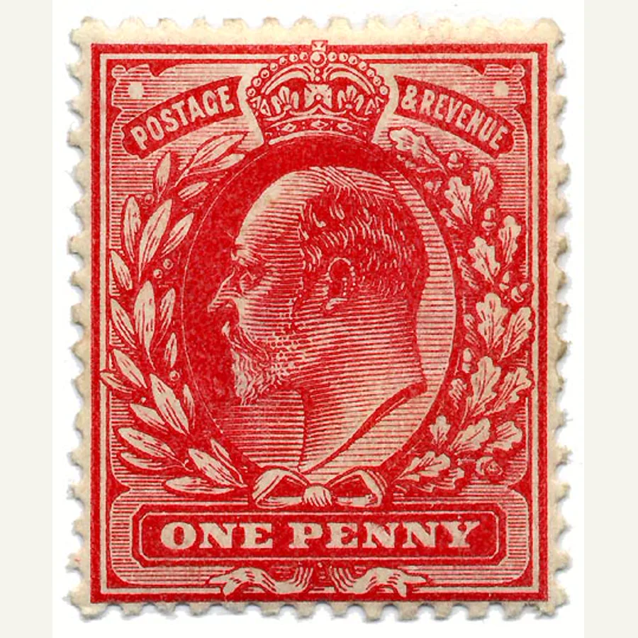 Echter Scan einer roten britischen Ein-Penny-Marke mit bärtigem Edward-VII-Profil nach links und vollständig sichtbaren gezähnten Rändern